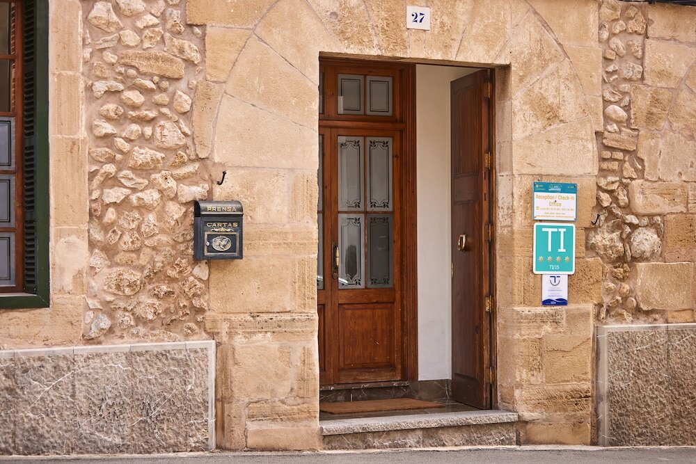 Фото Son Sant Jordi