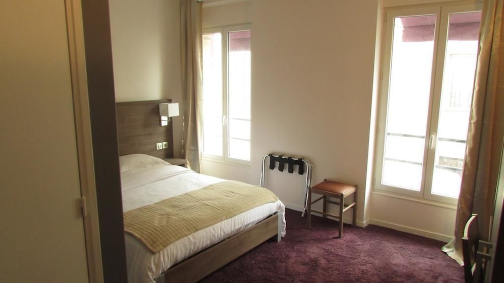 Фото Hotel La Perle Montparnasse