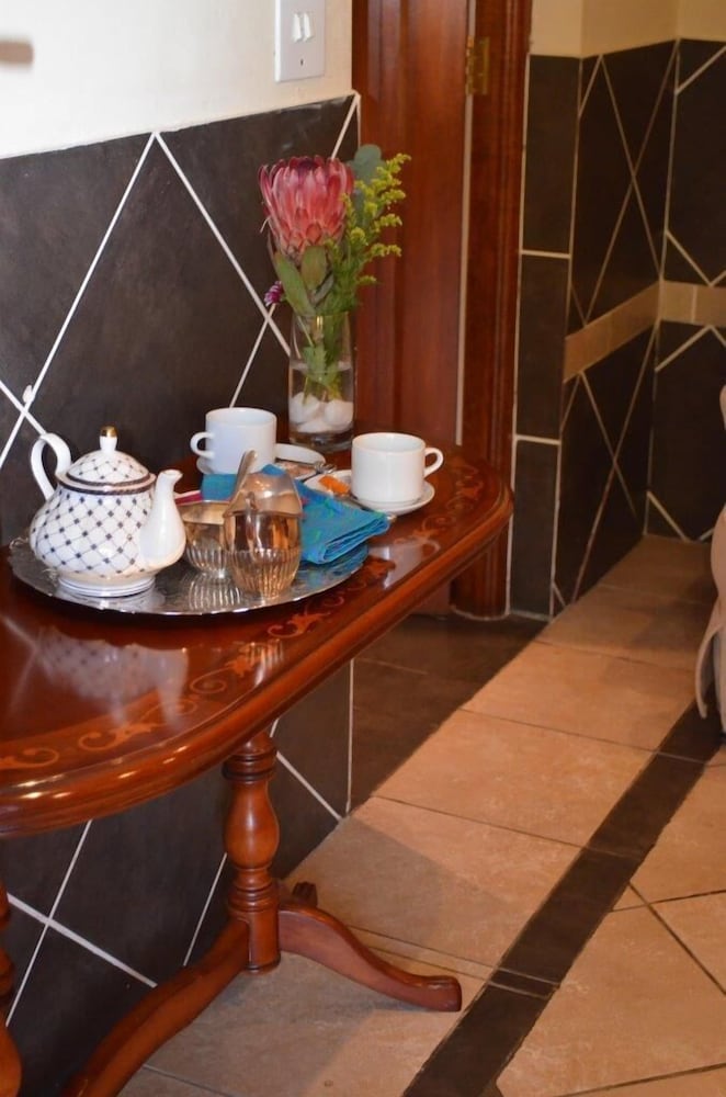 Фото Elizabeth Manor