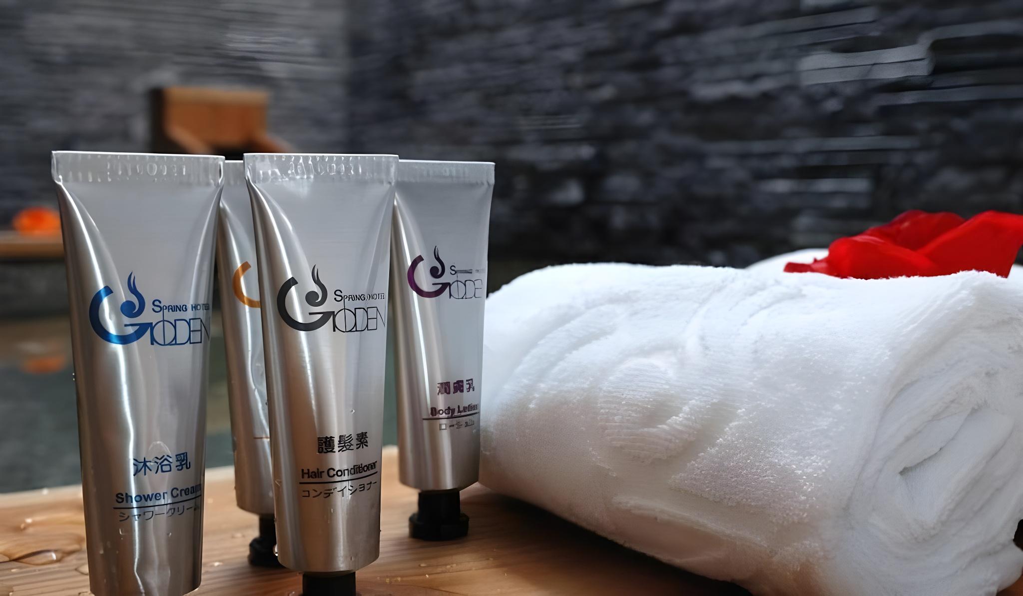 Фото Golden Hot Spring Hotel