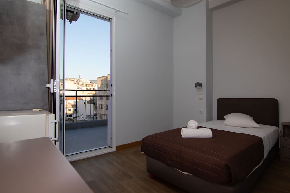 Фото Athens Hawks Hostel