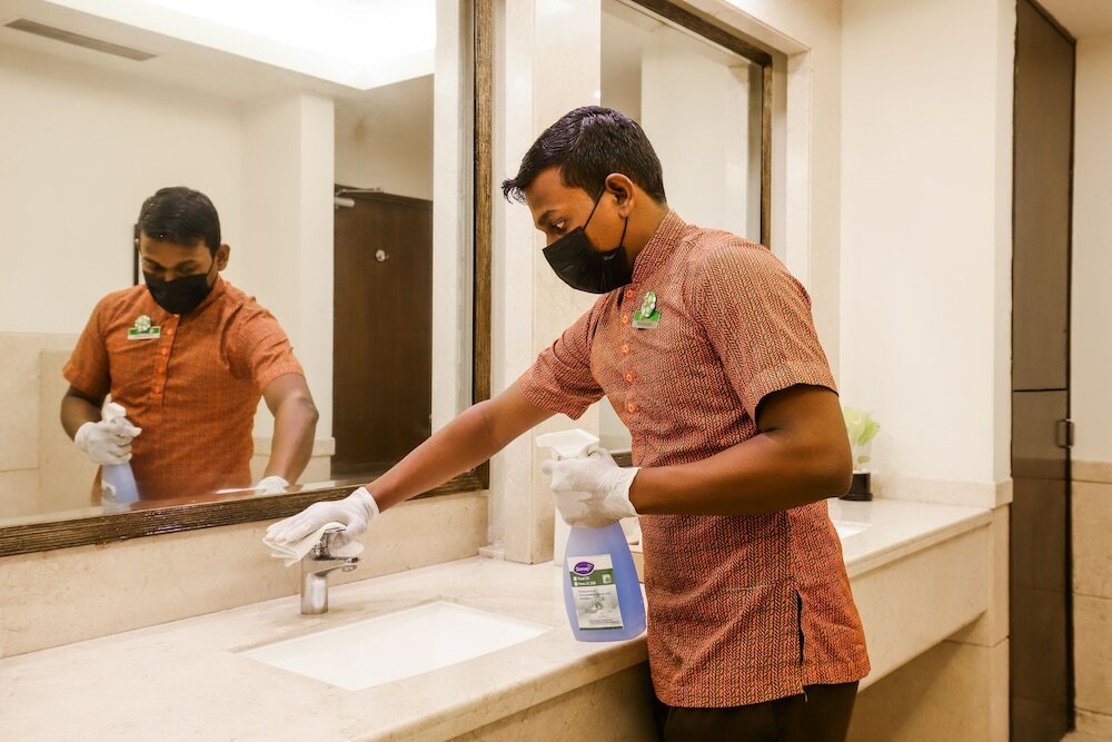 Фото Lemon Tree Premier, Ulsoor Lake, Bengaluru