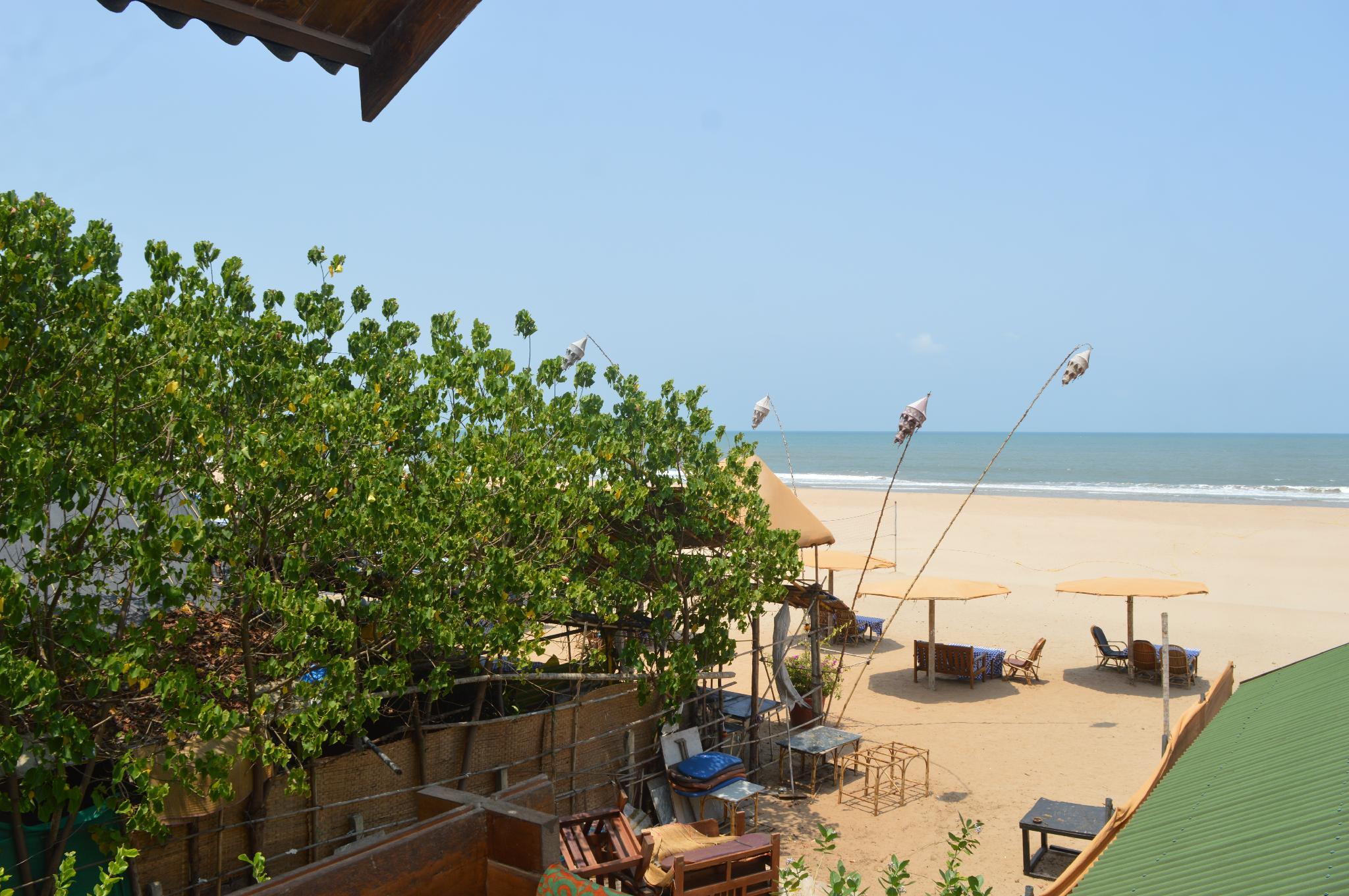 Фото Anantra Sea View Resort