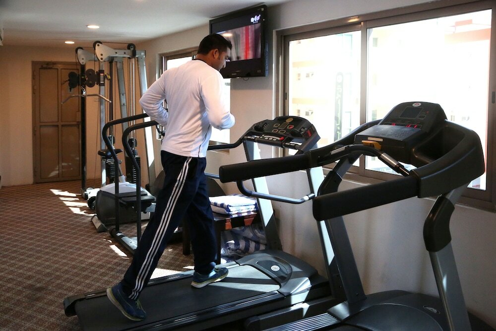 Фото Monroe Hotel & Suites