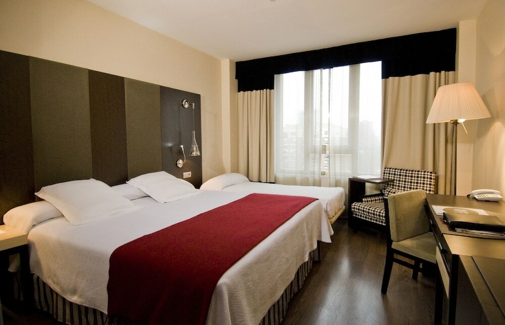 Фото Nh Valladolid Bálago