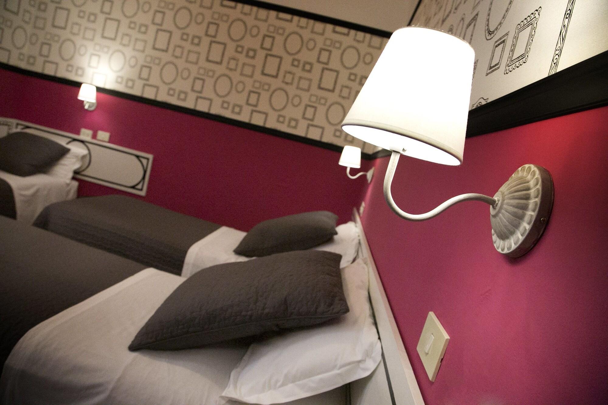 Фото Hotel Nella