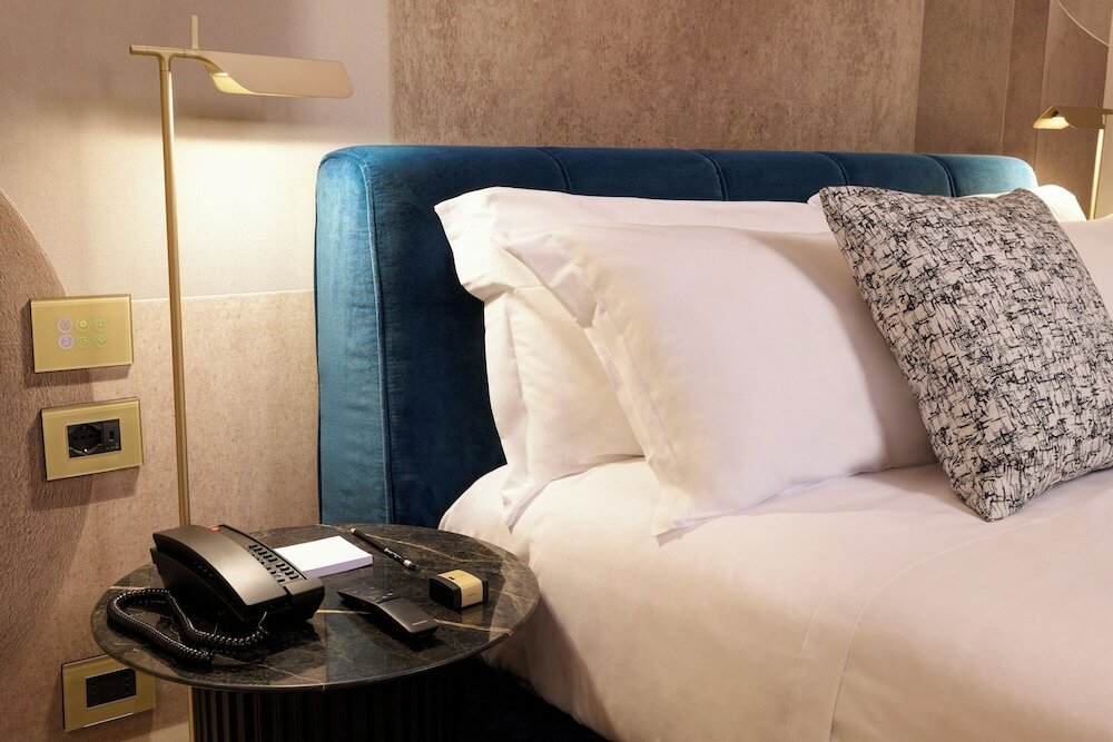 Фото Borghese Contemporary Hotel