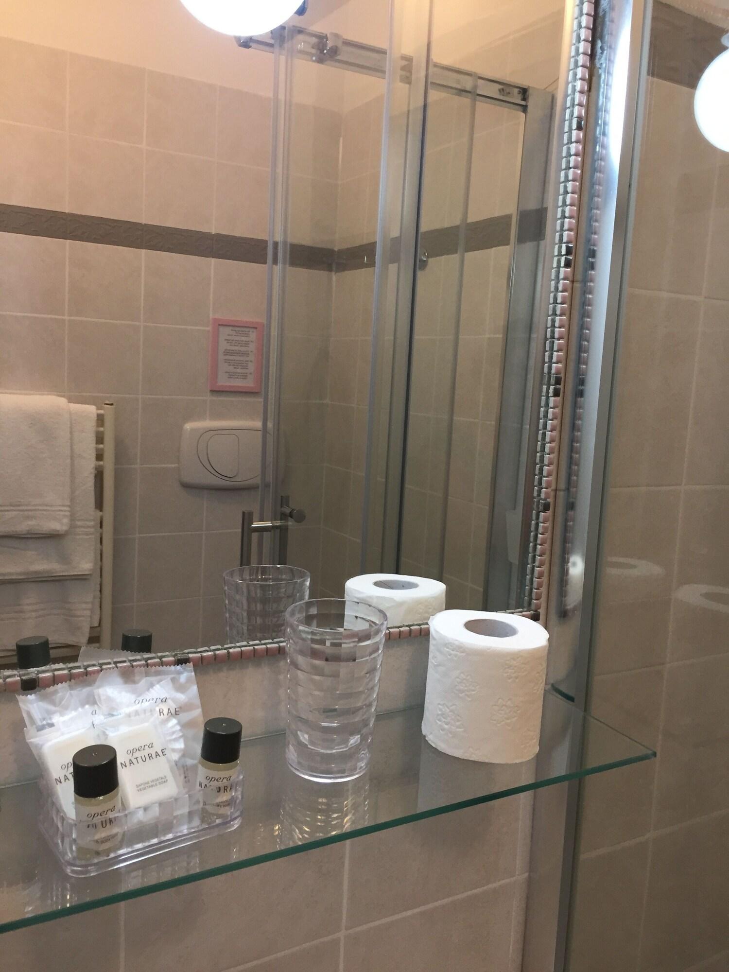 Фото Hotel Nella