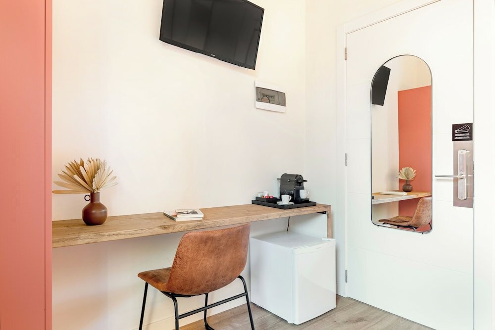 Фото Отель LeMar Boutique Barcelona