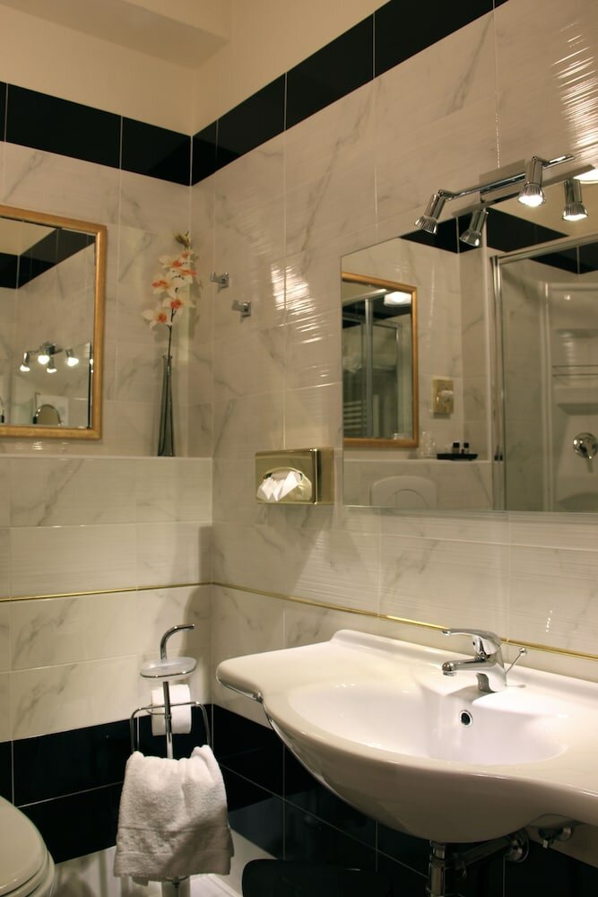 Фото Hotel Continentale