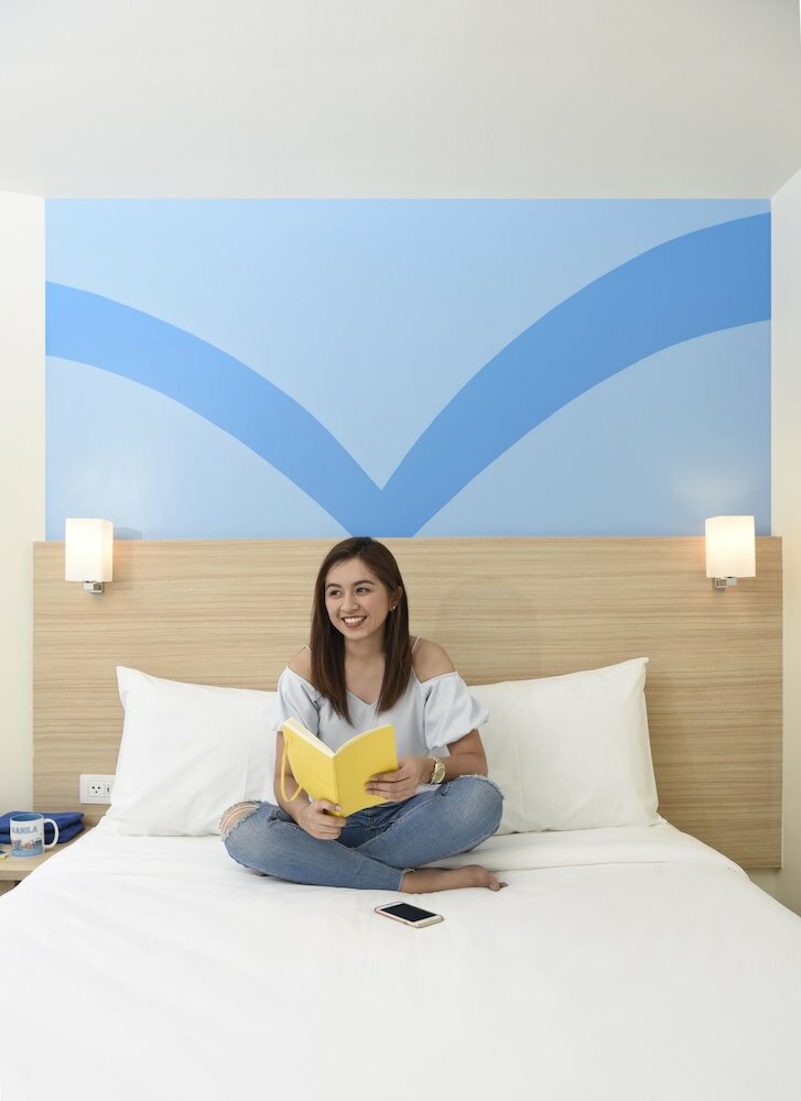 Фото Hop Inn Hotel Aseana City Manila