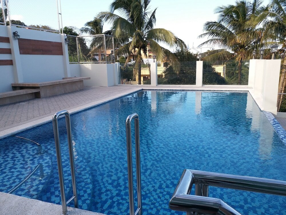 Фото Lee Boutique Hotel Tagaytay