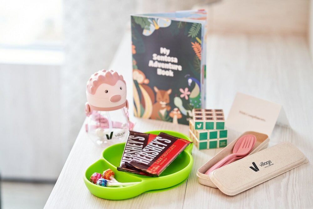 Фото Village Hotel Sentosa by Far East Hospitality