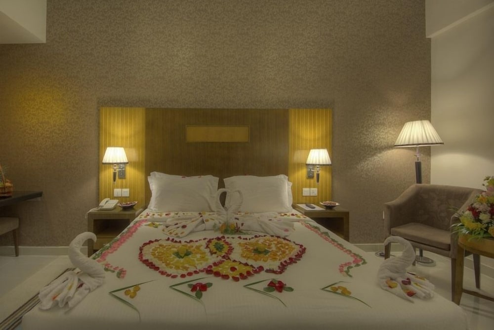 Фото City Tower Hotel