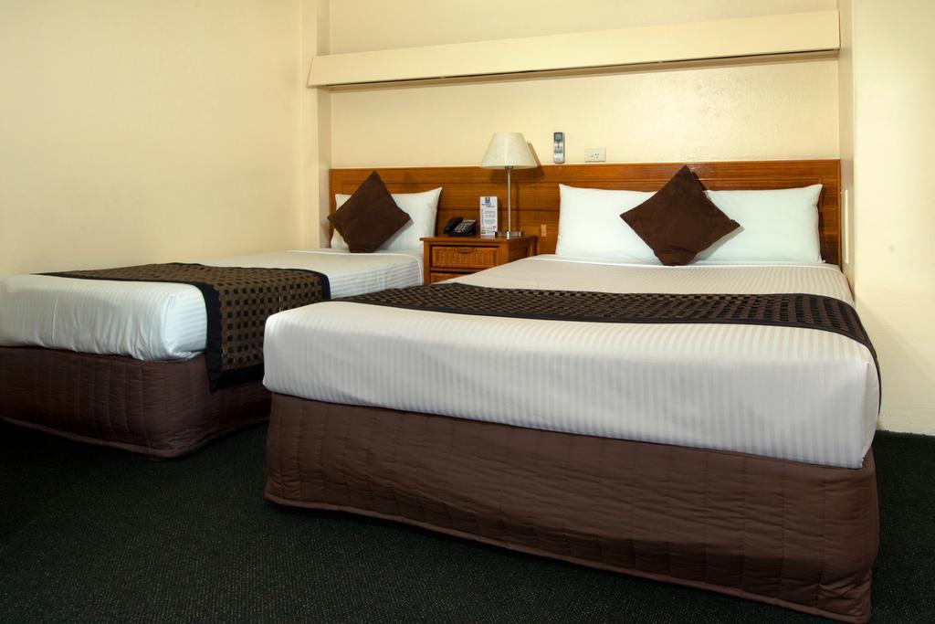 Фото Comfort Inn North Shore