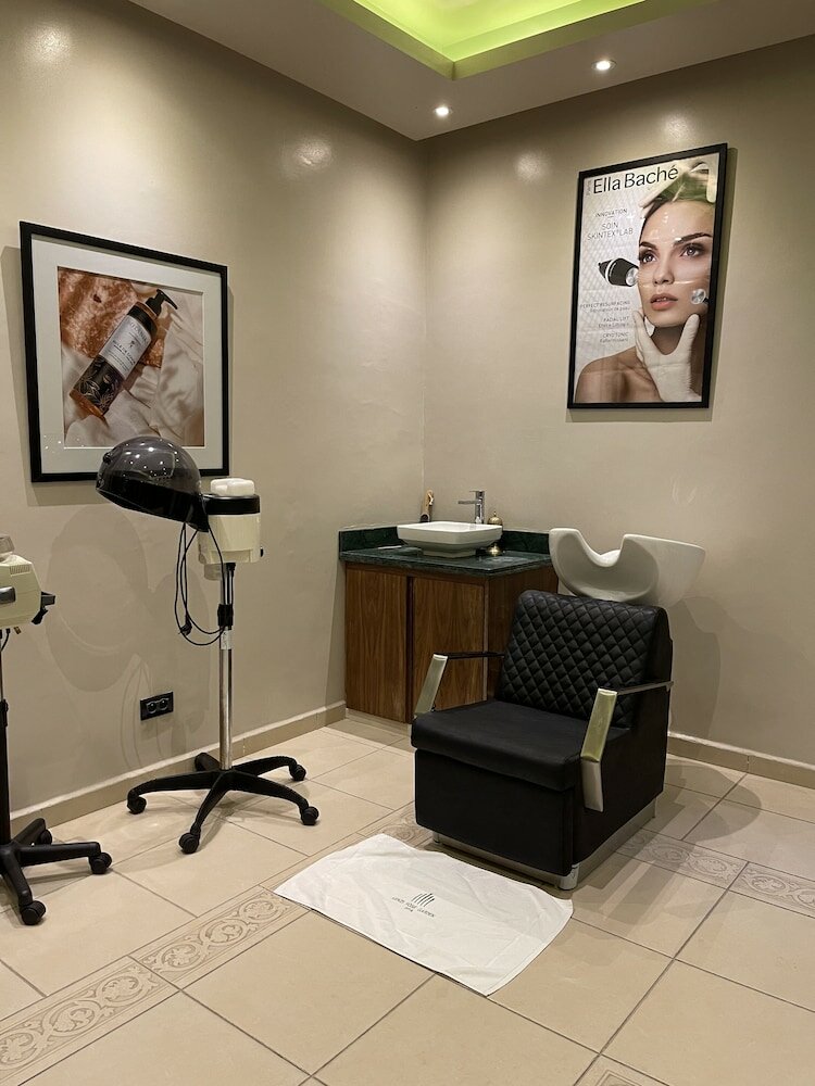 Фото Kenzi Rose Garden