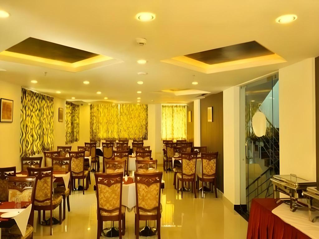 Фото Hotel Town Tower