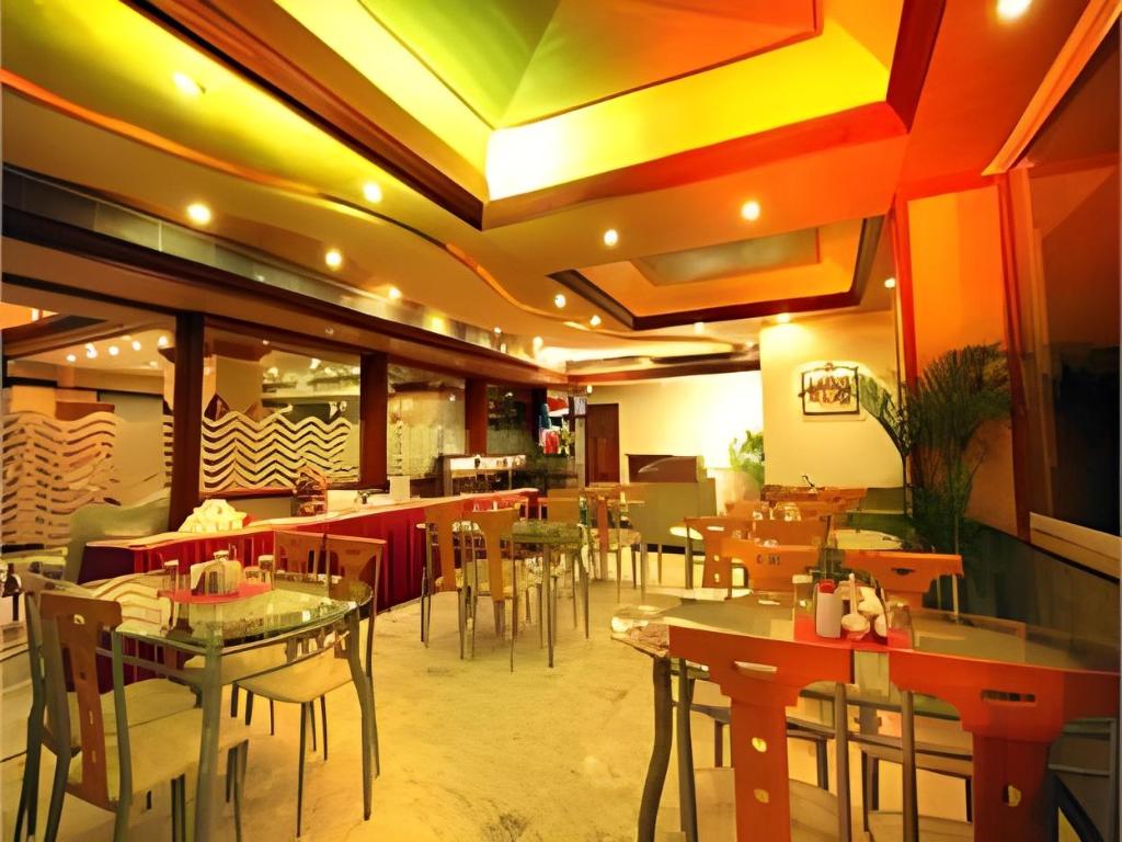 Фото Hotel Ruby Arena