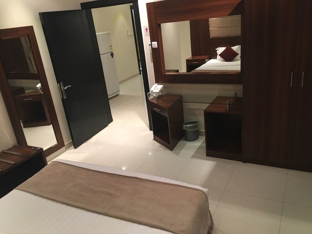 Фото Baron Al Masif