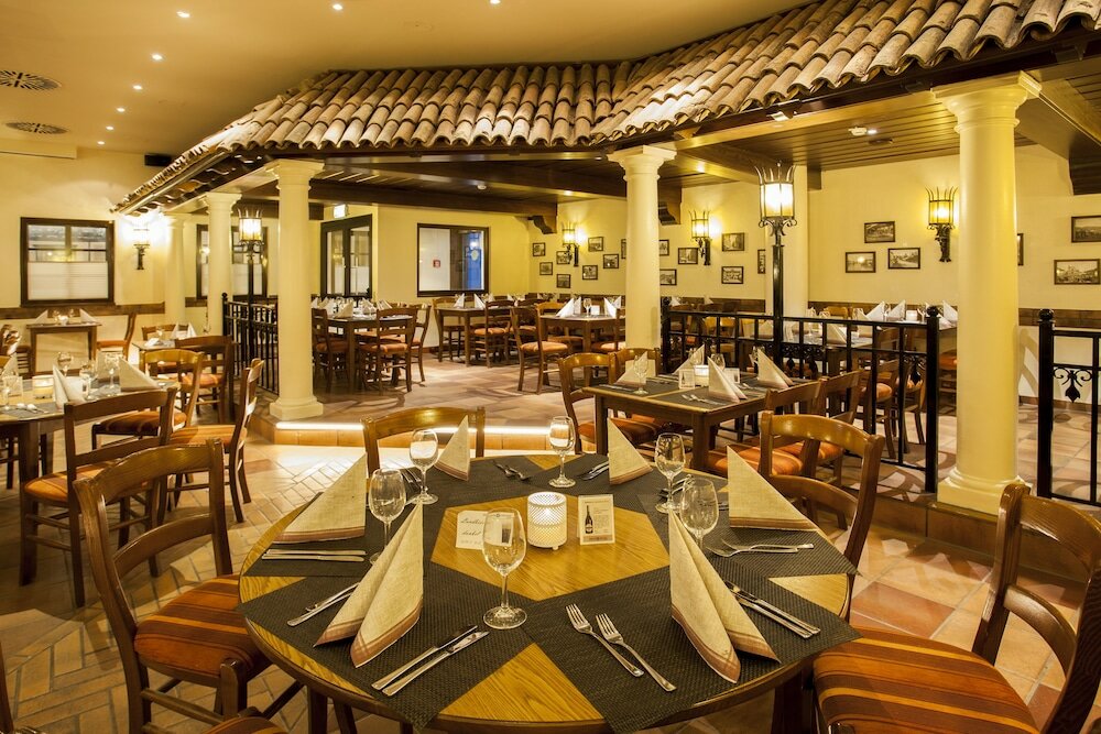 Фото Sauerland Stern Hotel