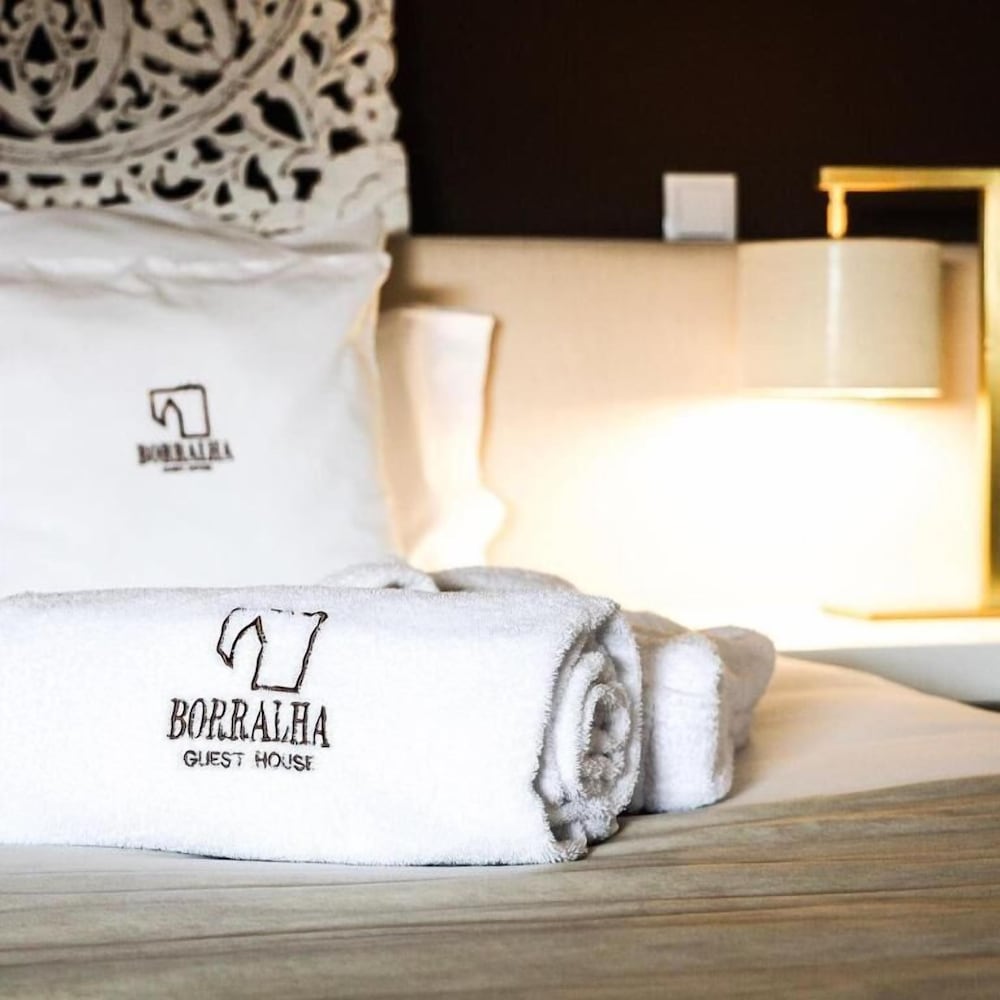Фото Borralha Hotel