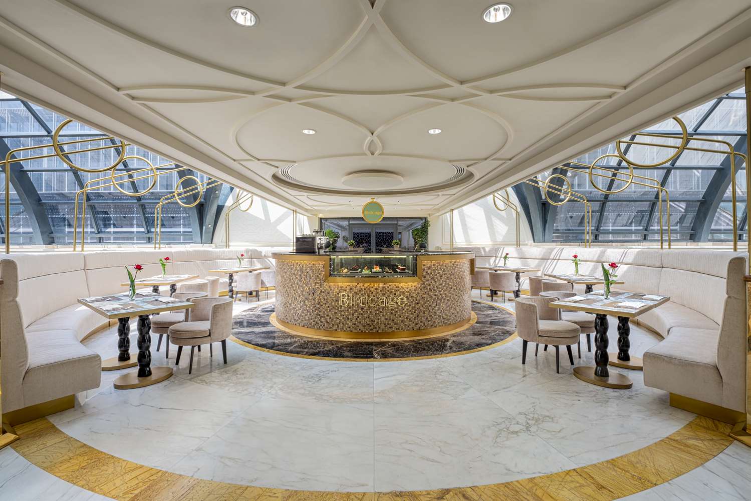 Фото The Hotel Galleria Jeddah, Curio Collection by Hilton