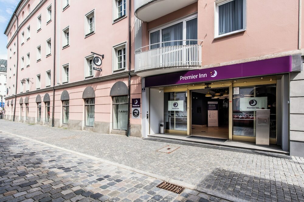 Фото Premier Inn Passau Weisser Hase