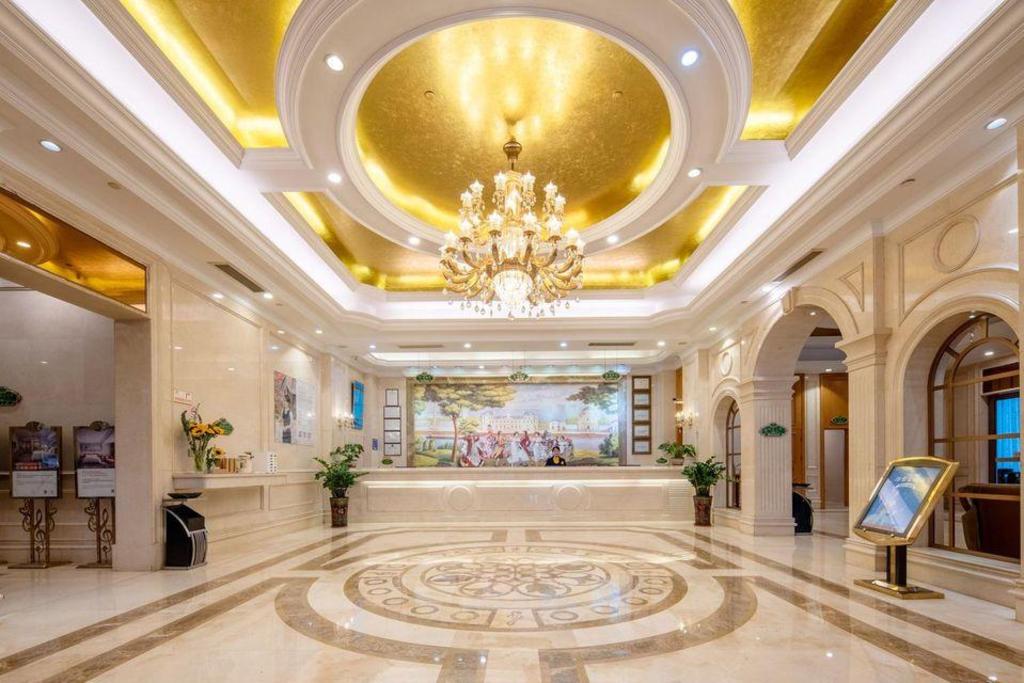 Фото Vienna Hotel