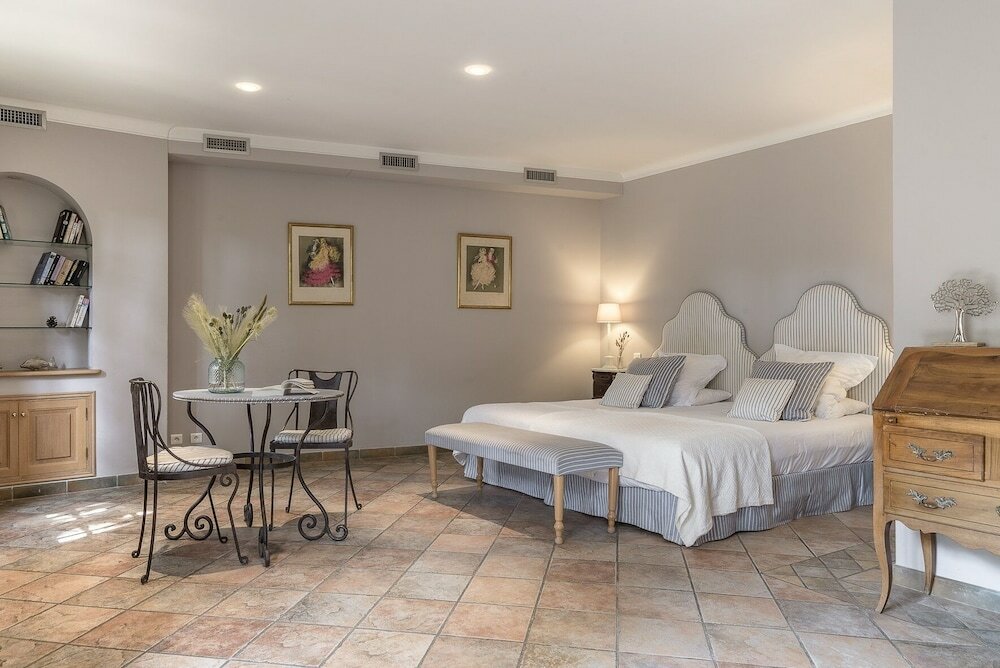 Фото Best Western La Magnaneraie