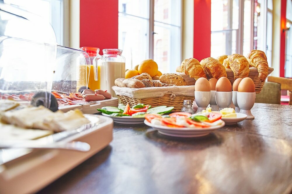 Фото Gwuni Mopera B u. B