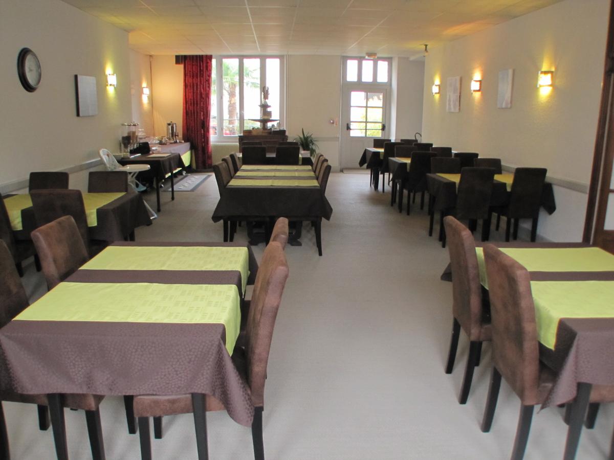 Фото Logis Hotel du Cerf