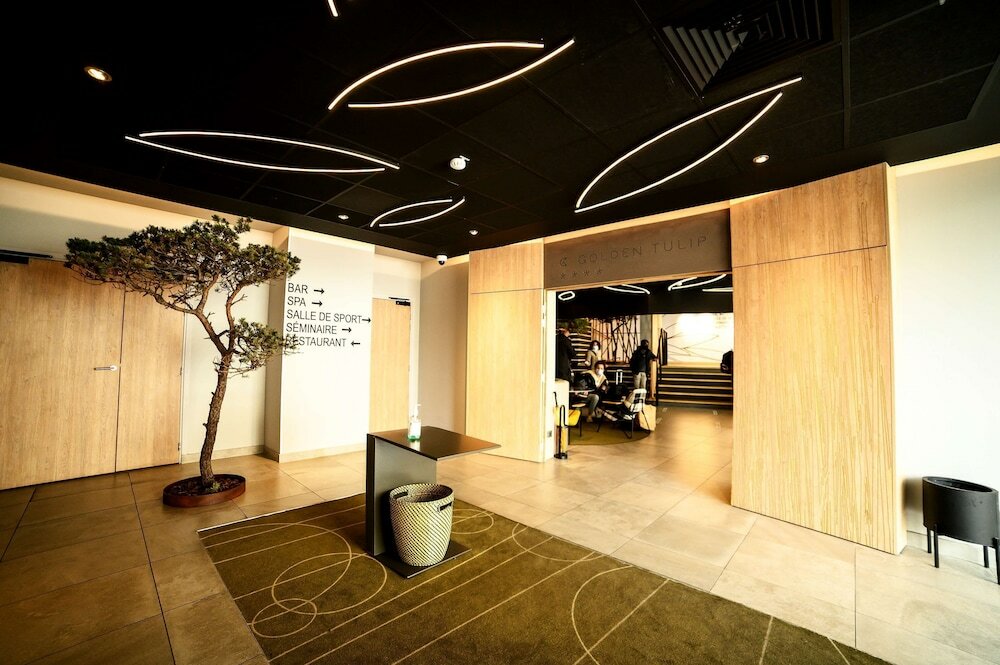 Фото Golden Tulip Montpellier Centre St Roch