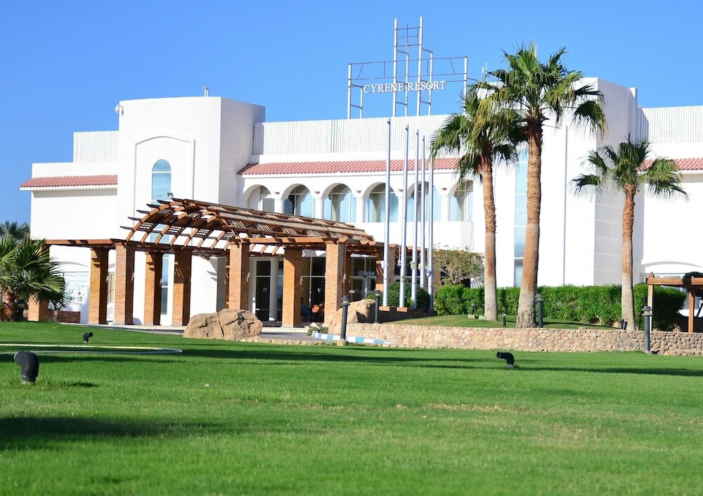 Фото Ivy Cyrene Island Aqua Park Resort