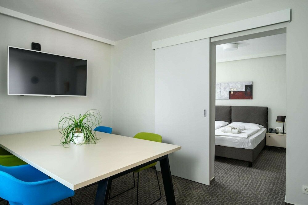 Фото B&b Hotel Ljubljana Park