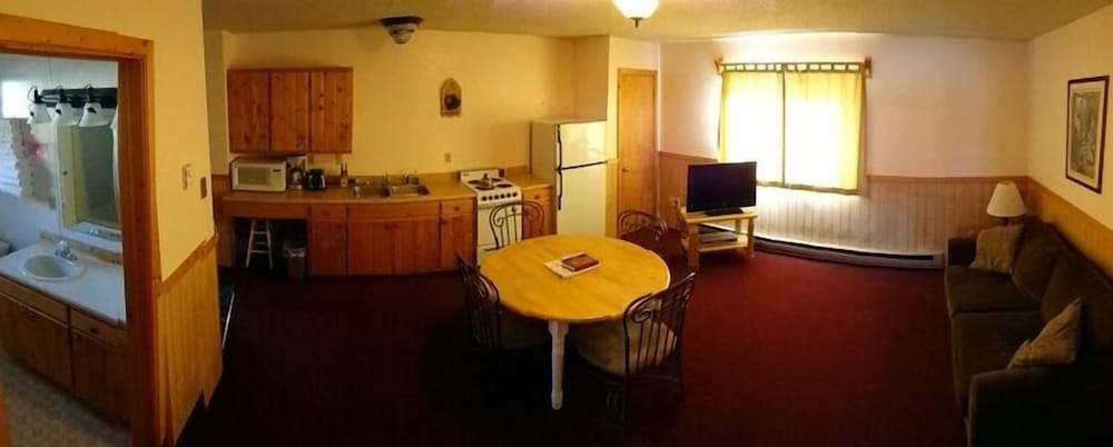 Фото Alpine Motel