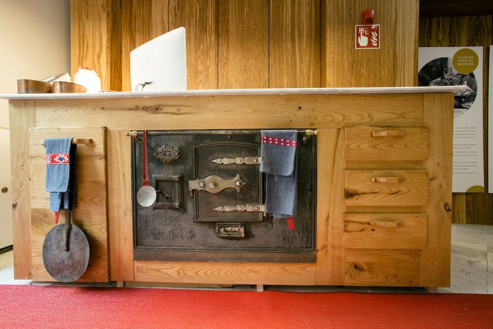 Фото Legazpi Doce Rooms & Suites