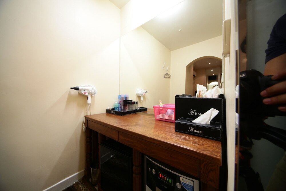 Фото A Hotel Iksan