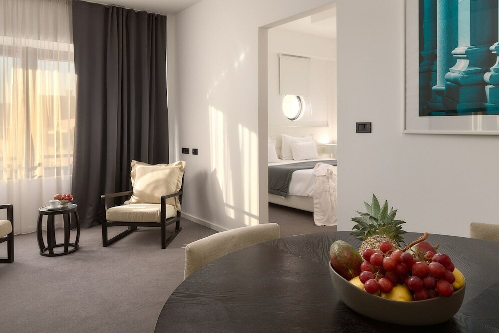 Фото Atrium Hotel