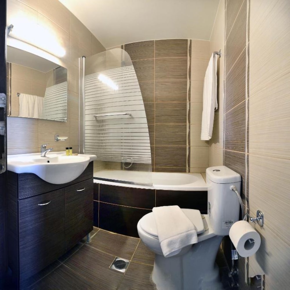 Фото Carisa Maleme