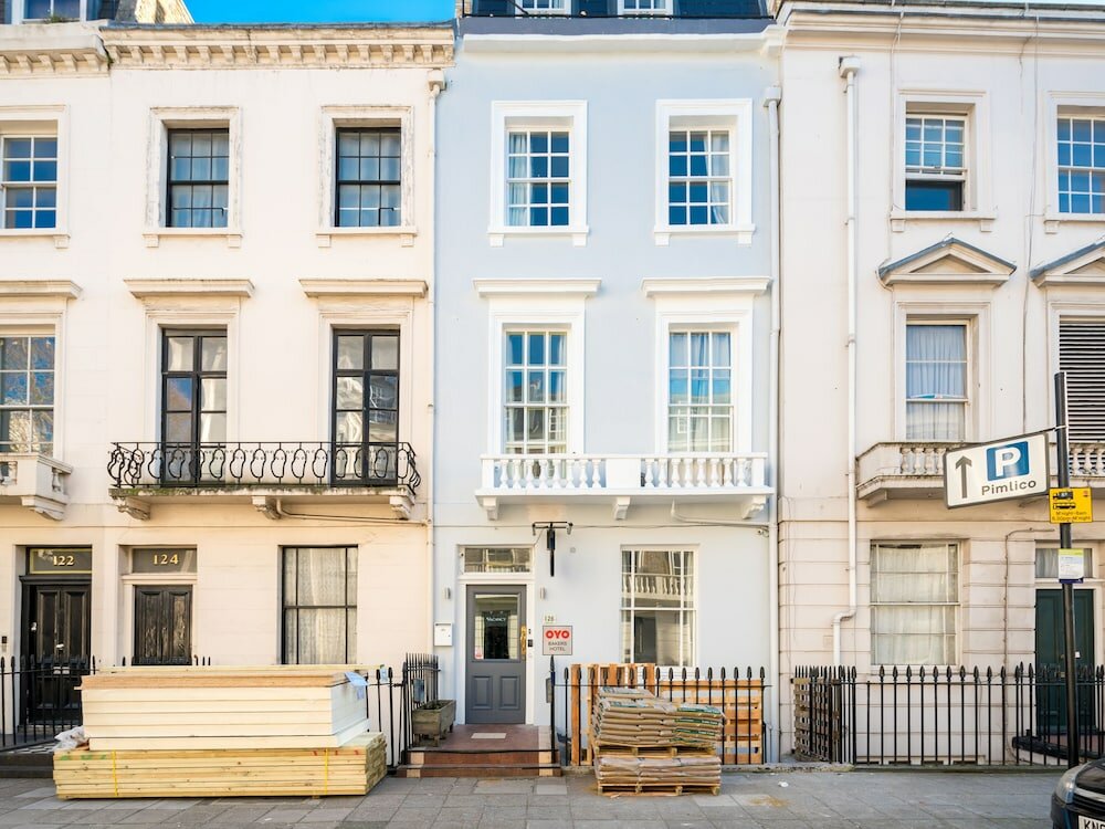 Фото Oyo Bakers Hotel London Victoria