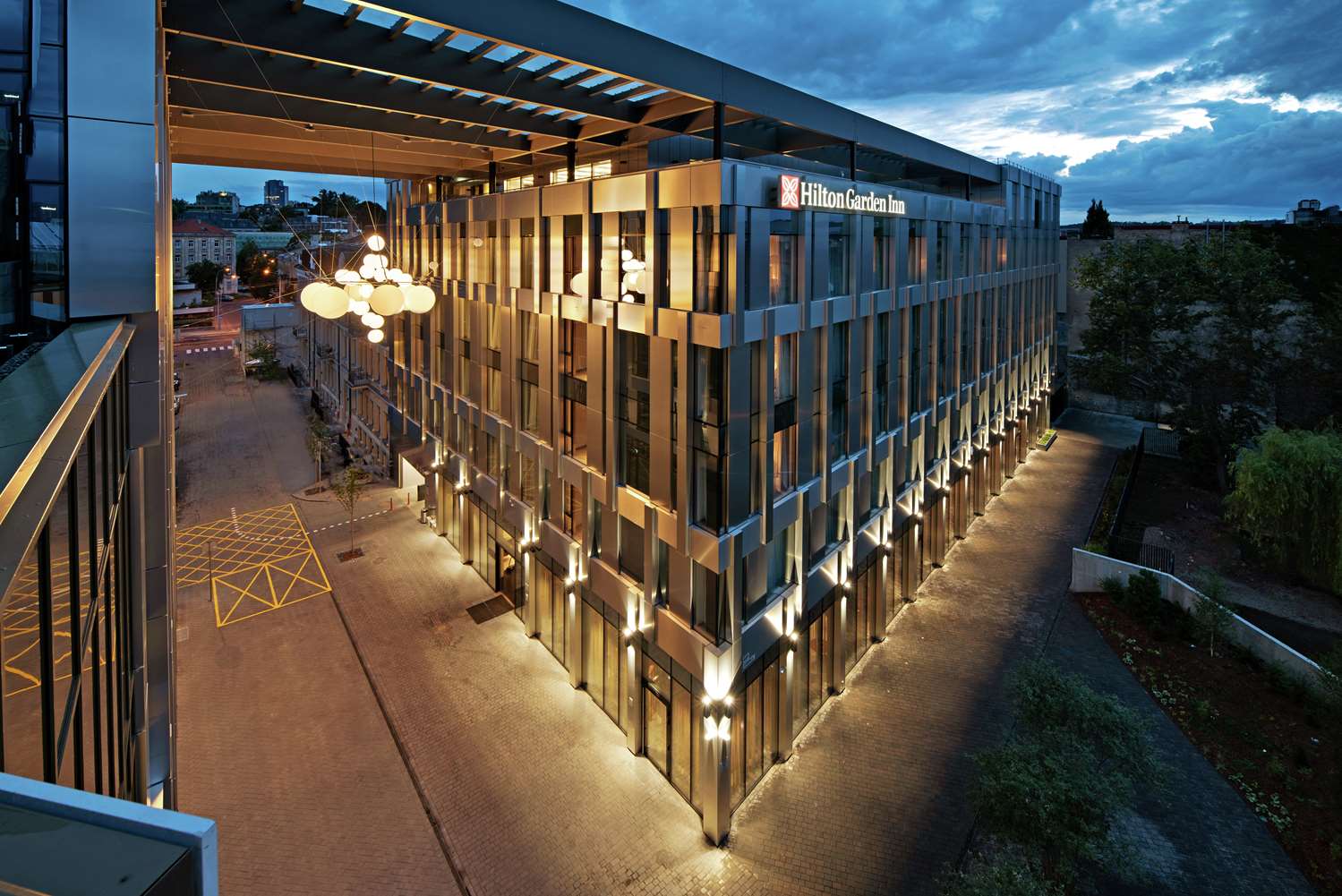 Фото Hilton Garden Inn Vilnius City Centre