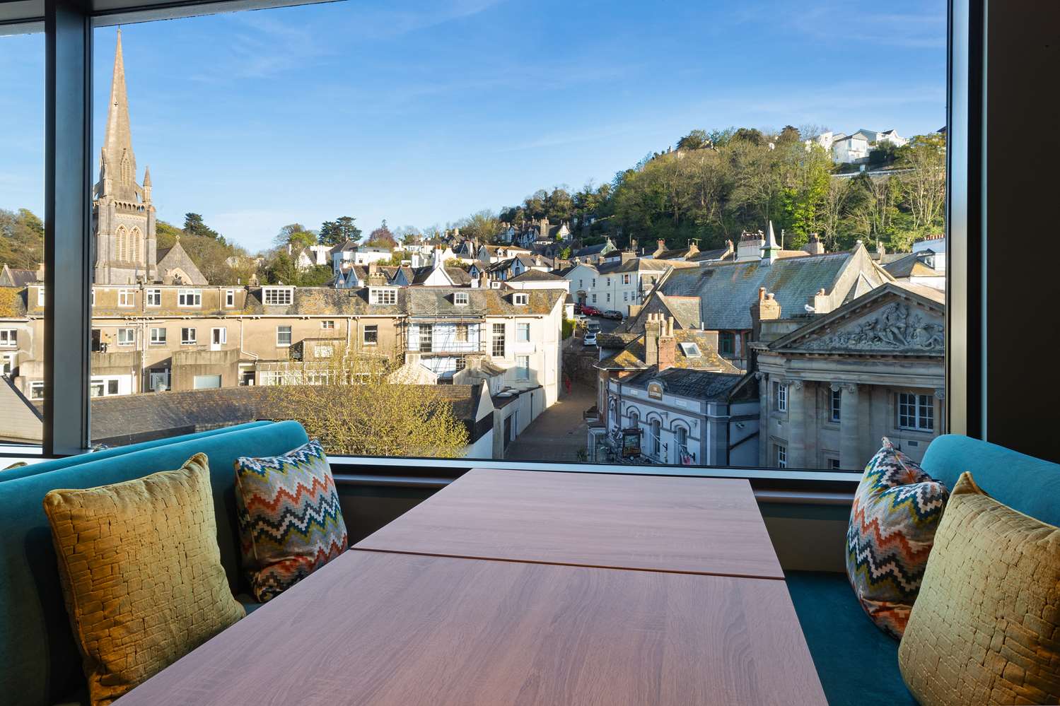 Фото Hampton by Hilton Torquay