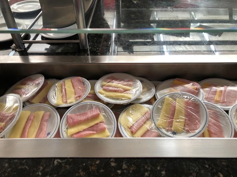 Фото Tropical Barra Hotel