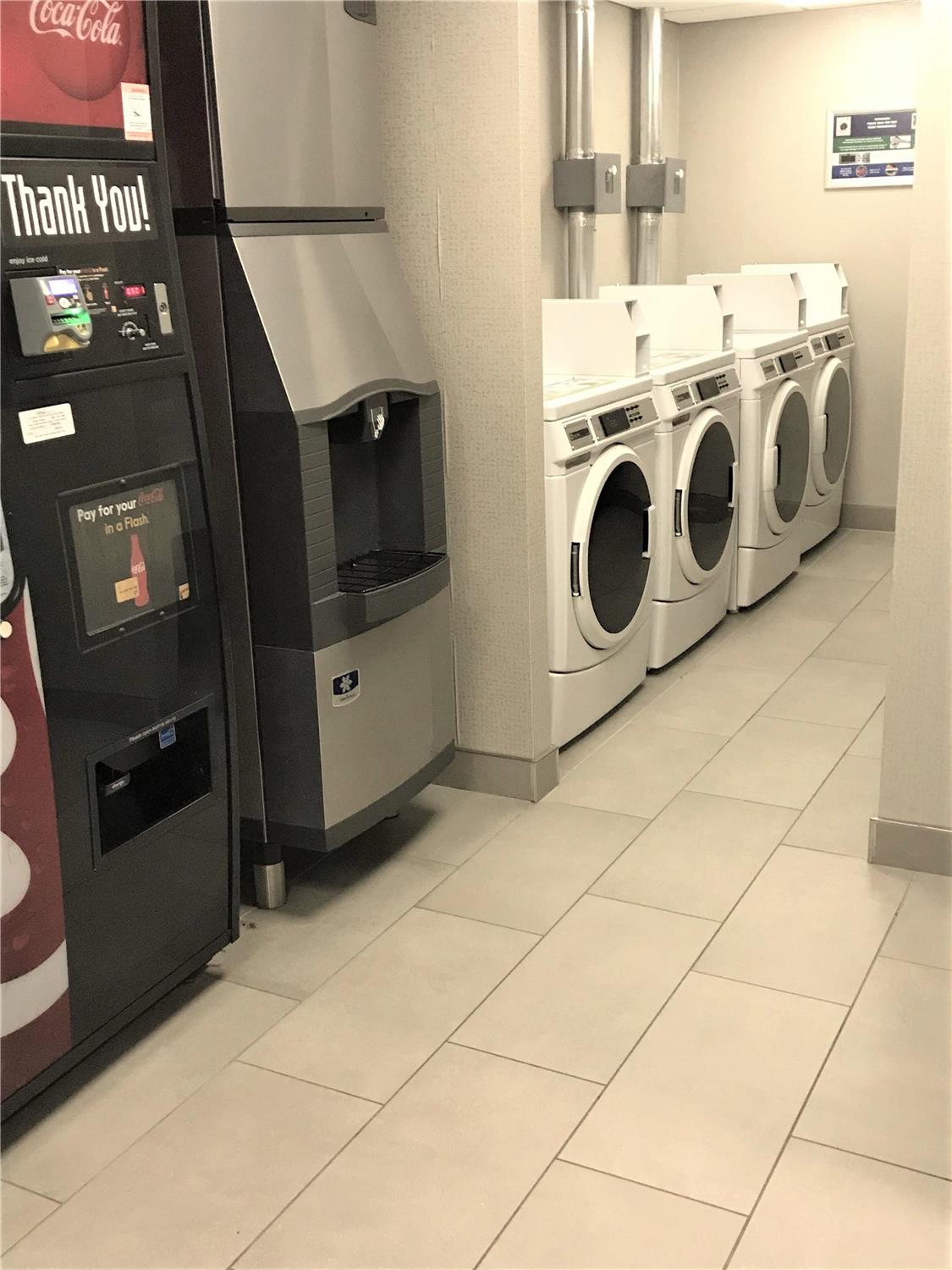 Фото Holiday Inn Winnipeg - Airport West