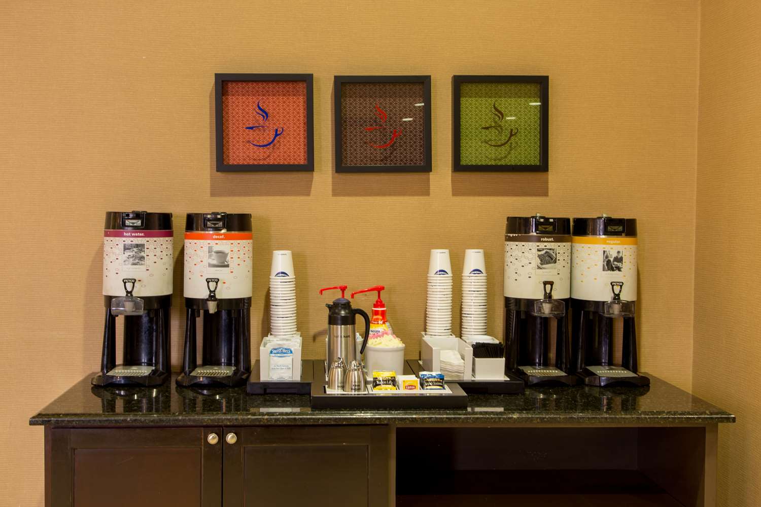 Фото Hampton Inn & Suites Albany-Downtown