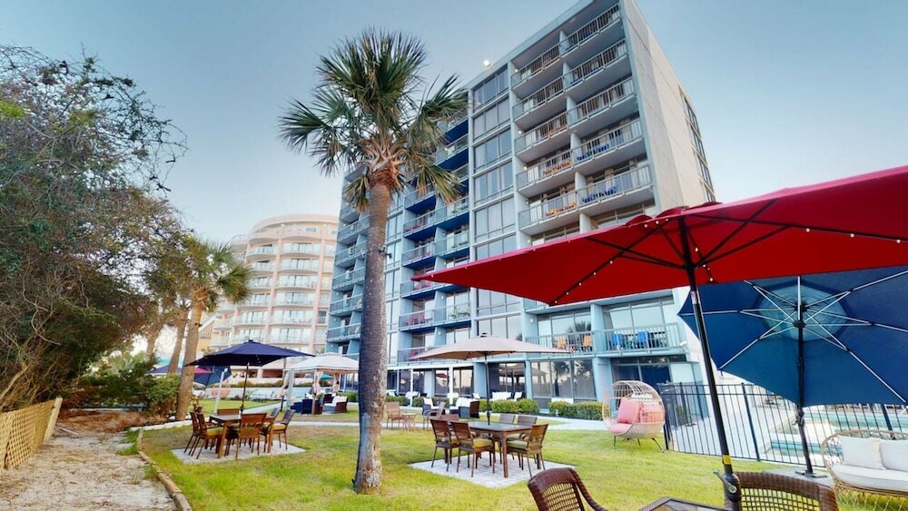 Фото Schooner Beach and Racquet Club by Capital Vacations