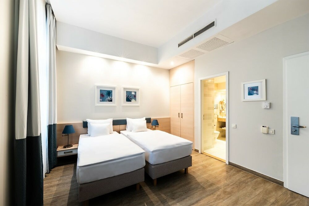 Фото Atrium Fashion Hotel