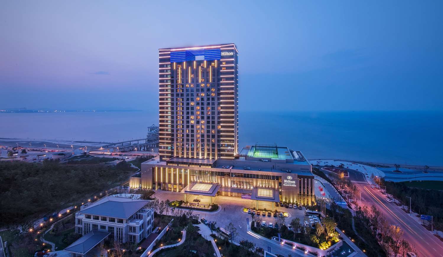 Фото Hilton Yantai Golden Coast