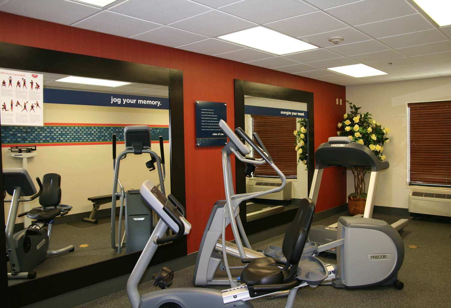 Фото Hampton Inn & Suites Oxford Anniston