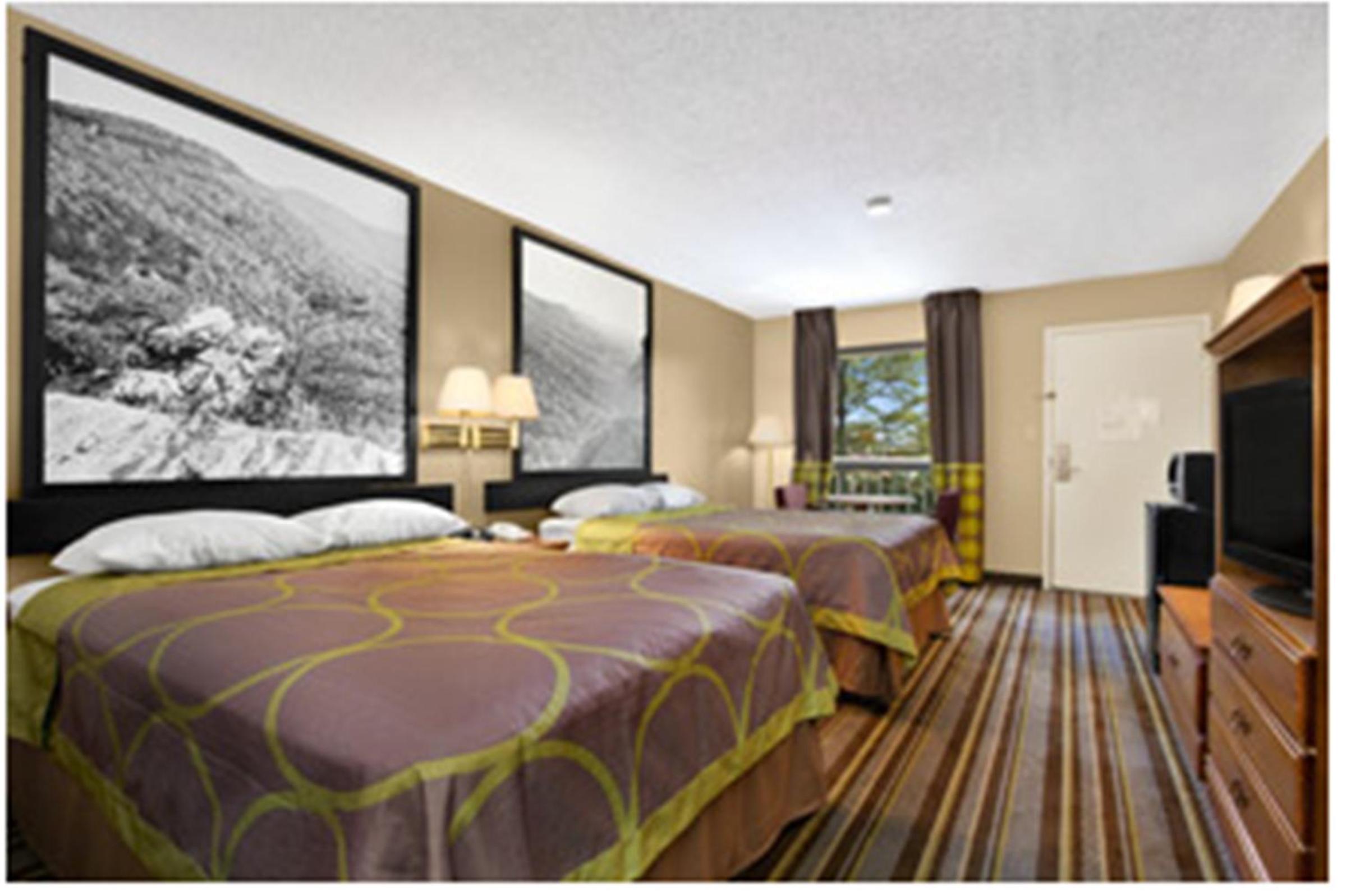 Фото Super 8 by Wyndham Oxford